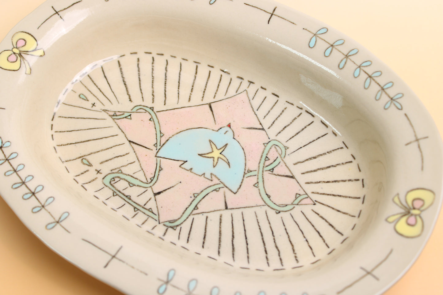 Coquette Bow Tray